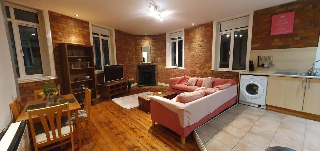 Apartamento Delightful Period Conversion